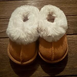 NWOT Tan Suede Slippers with Cream Faux Fur Trim